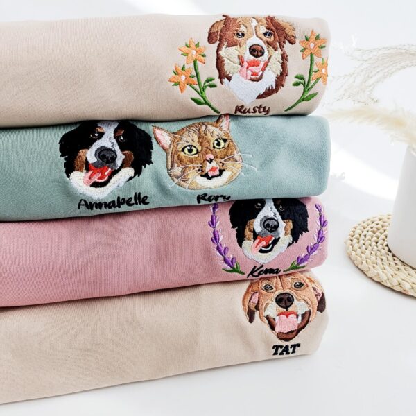 Custom Dog Face Embroidered Sweatshirt,Cat Sweatshirt,Dog Lover Sweatshirt,Personalized Gift For Mom