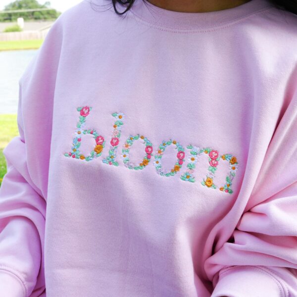 Custom Embroidered Floral Letter Sweatshirt, Custom Text Sweatshirt With Flowers, Personalized Valentine Gift, Custom Embroidered Crewneck