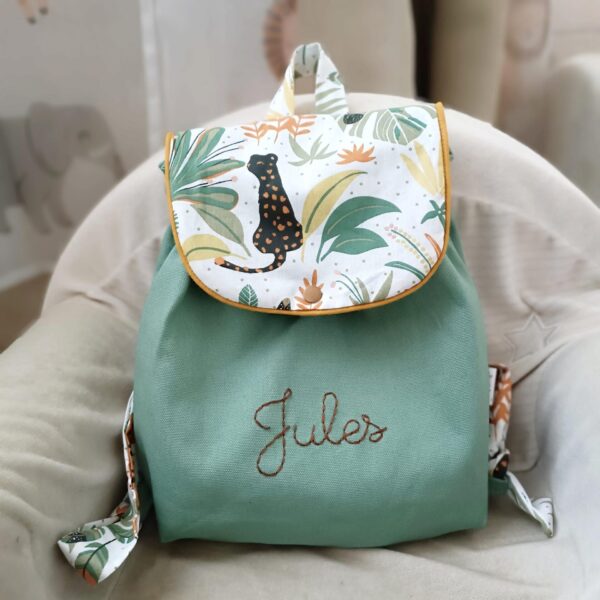 Personalized Children'”s Backpack – Hand-embroidered Name